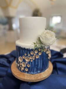 moderne Farbige Hochzeitstorte in Meer Optik