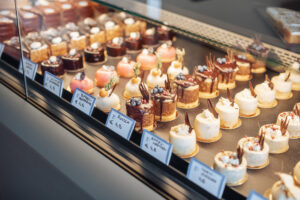 Lauras-Pattisserie-2-web-1